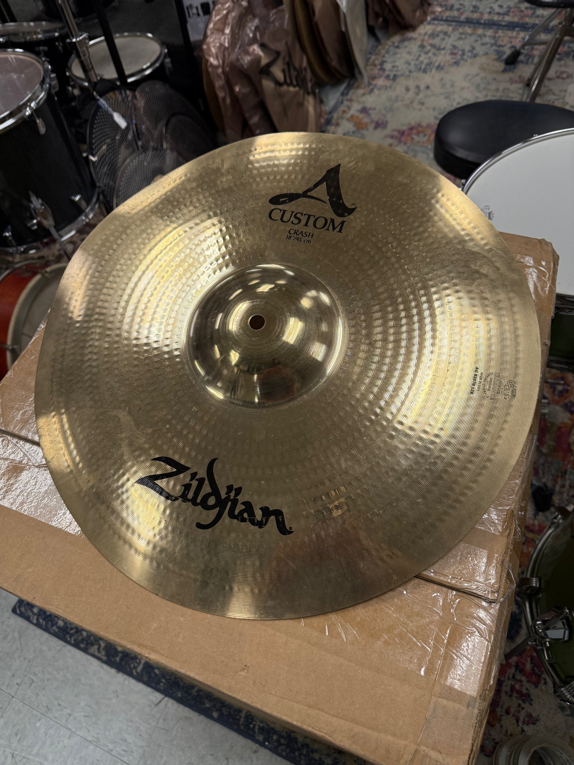Zildjian 18” A Custom Crash Cymbal