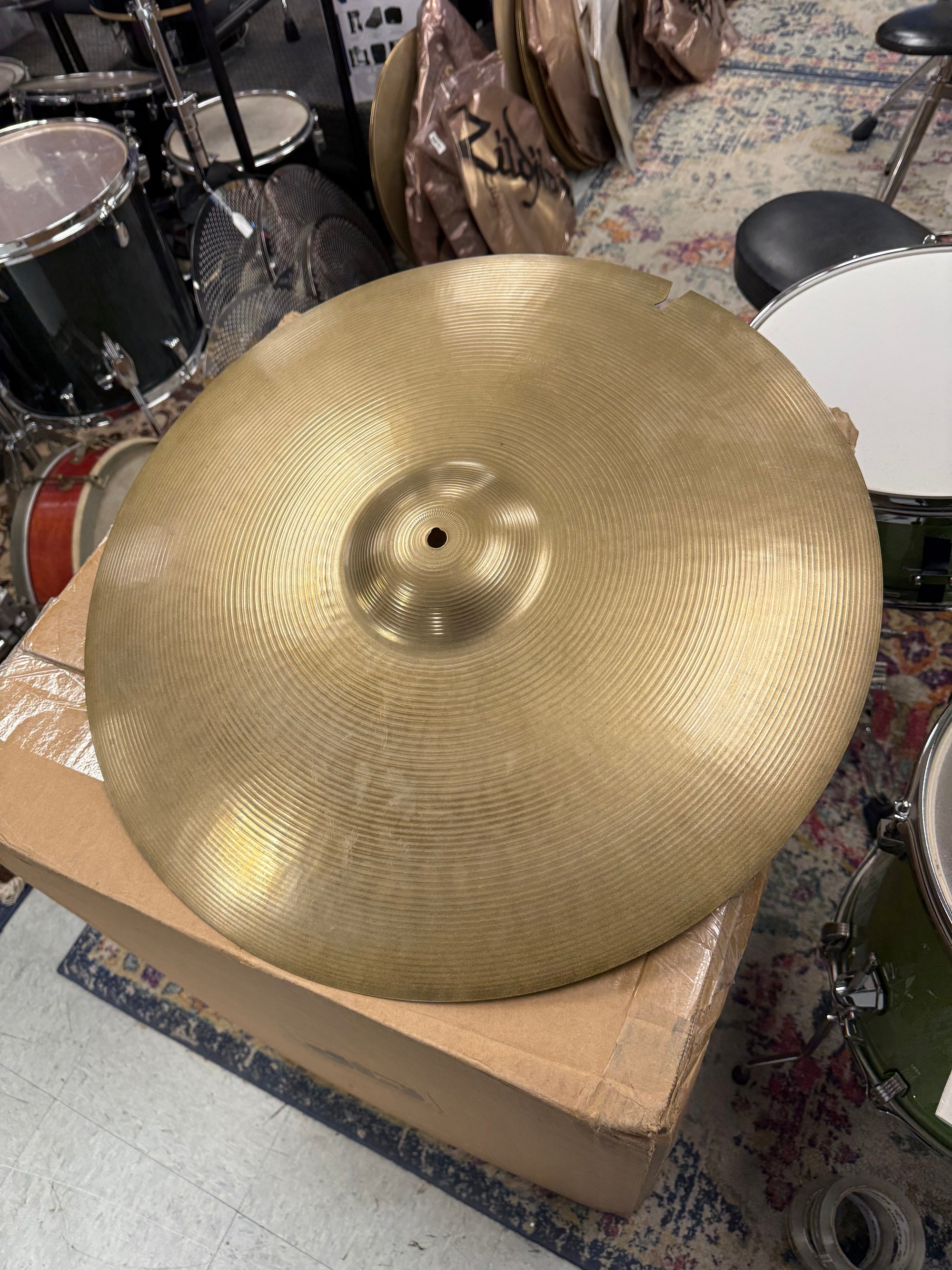 Paiste Formula 602 20” Ride Cymbal cracked