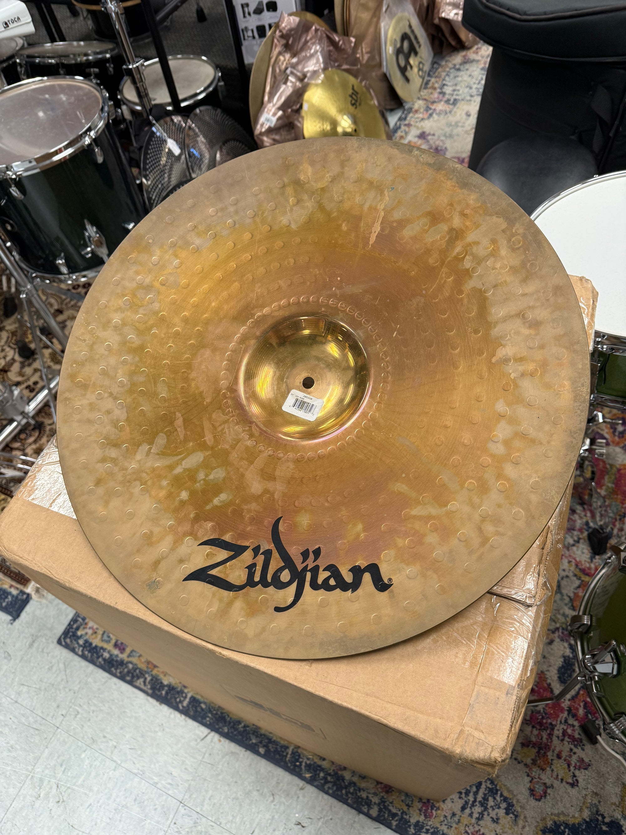Zildjian ZBT 20” ride cymbal