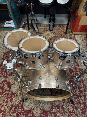 DW Performance 4pc Bermuda Sparkle Drum Set