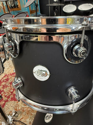 DW Design Series Satin Black 5pc Drum Set