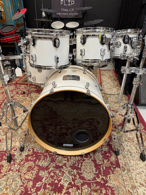 PDP Concept Maple Pearlescent White Lacquer 7pc Drum Set