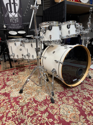 PDP Concept Maple Pearlescent White Lacquer 7pc Drum Set