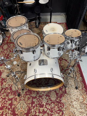 PDP Concept Maple Pearlescent White Lacquer 7pc Drum Set