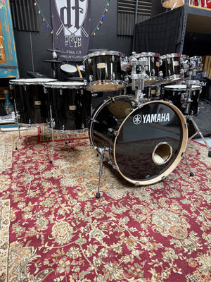 Yamaha Stage Custom Raven Black 8pc Drum Set