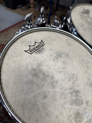 Yamaha Stage Custom Raven Black 8pc Drum Set