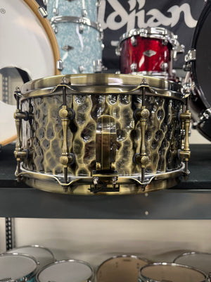 Mapex Sledgehammer 14x6.5” Hammered Brass Snare