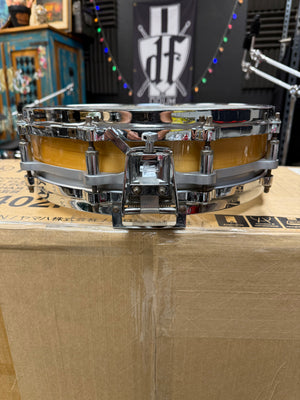 Pearl 14x3.5” Free Floater maple snare drum
