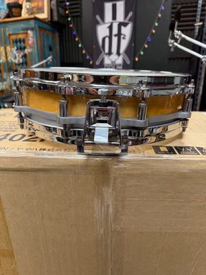 Pearl 14x3.5” Free Floater maple snare drum