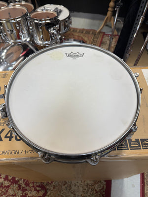Pearl 14x3.5” Free Floater maple snare drum