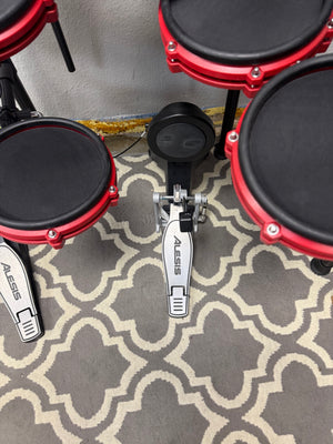 Alesis nitro mesh drum set Expanded