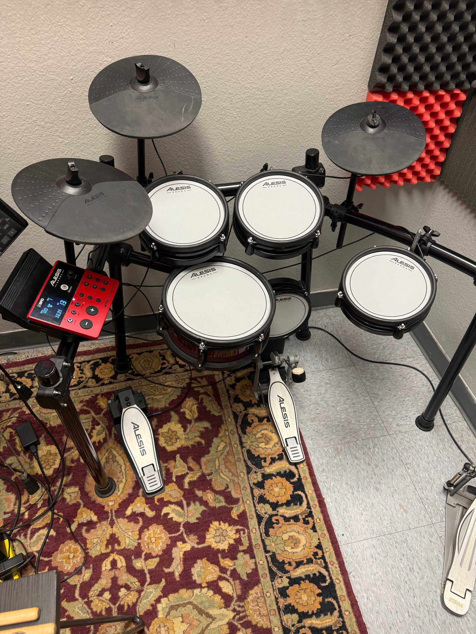 Alesis Nitro Pro Electronic Drum Set