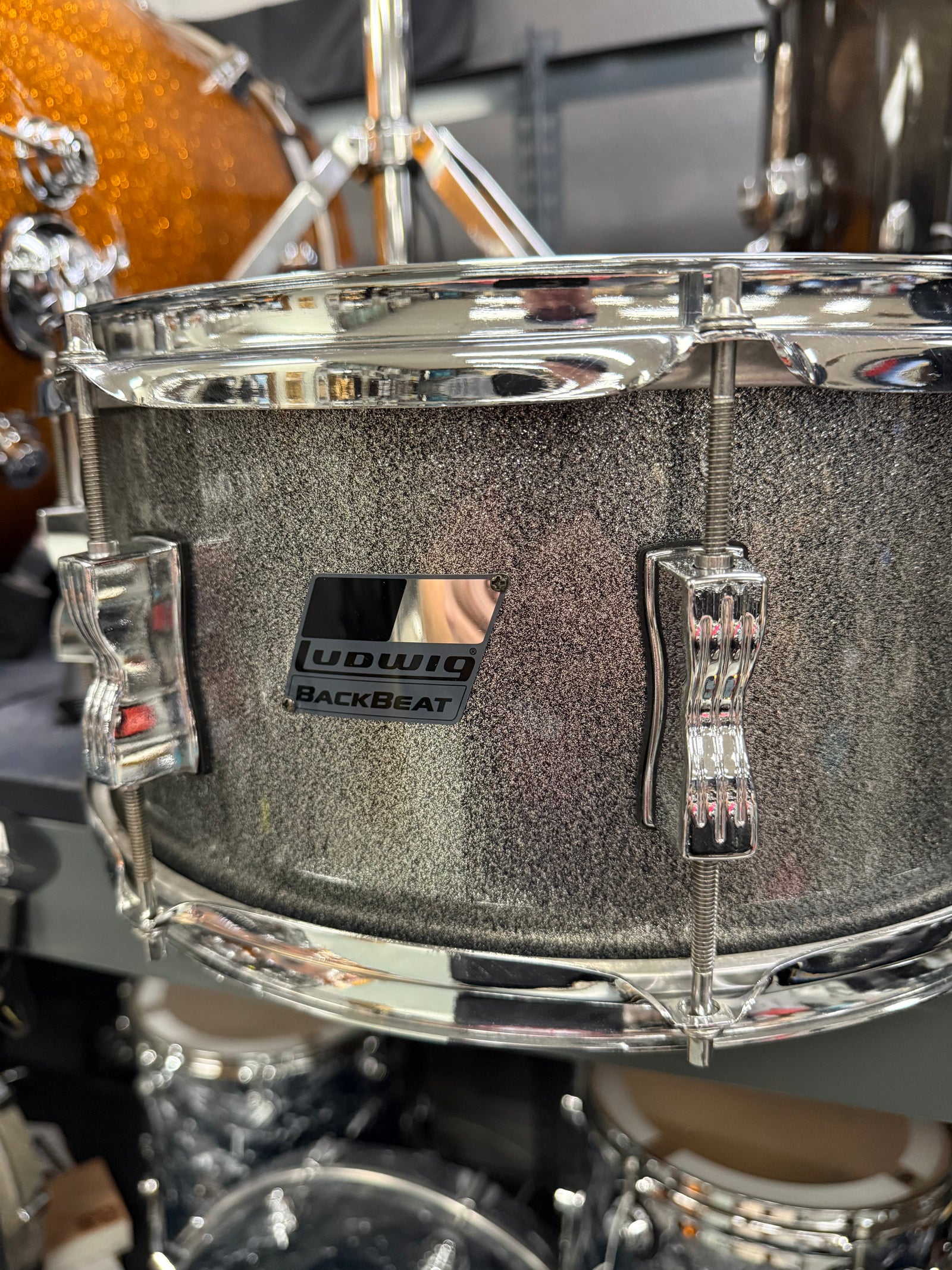 Ludwig Backbeat 14x6.5” Silver Sparkle snare