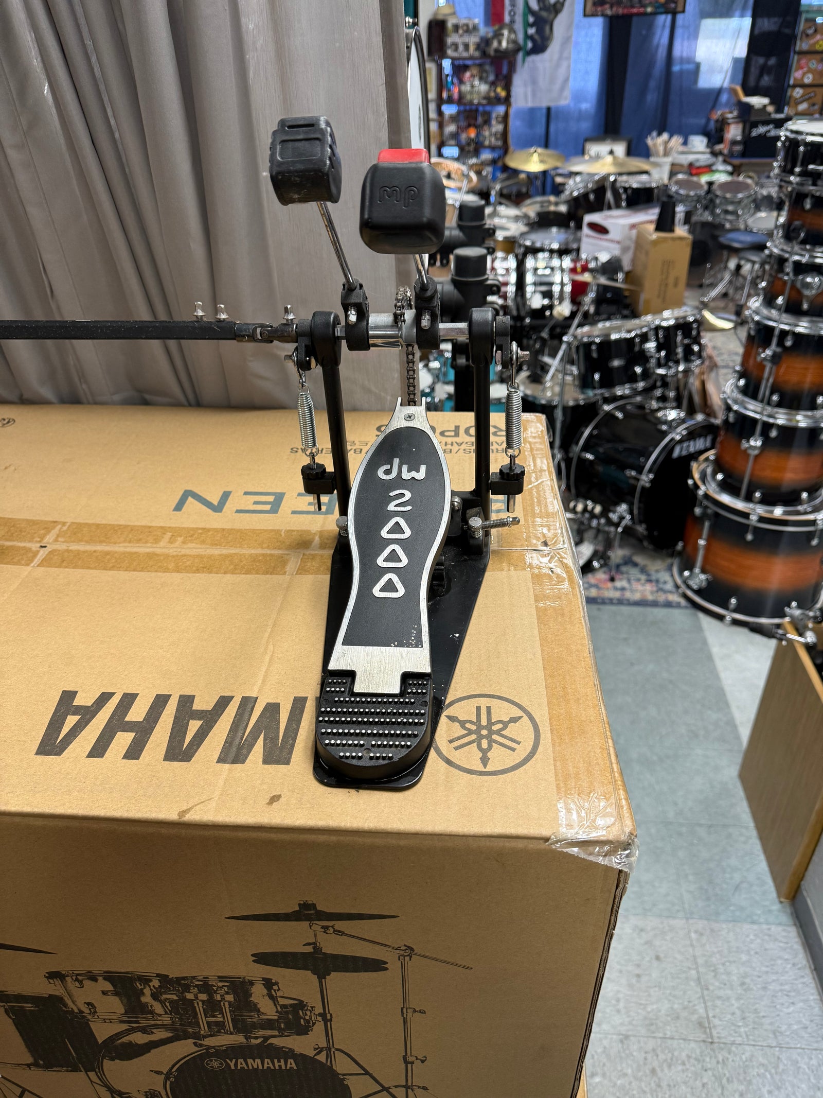 DW 2000 Double Bass Drum Pedal