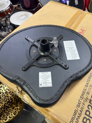 DW throne top