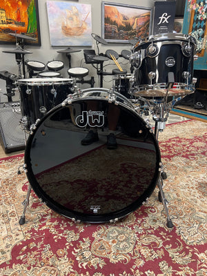 DW Performance 3pc Black Mirra Drum Set