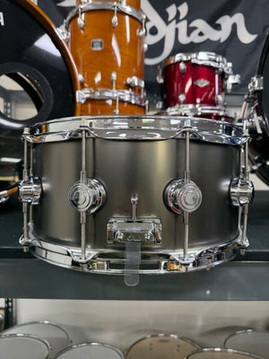 DW Collectors B Stock Satin Black Over Brass 14x6.5” Snare Drum