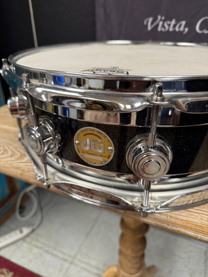 DW Edge Snare Black Sparkle