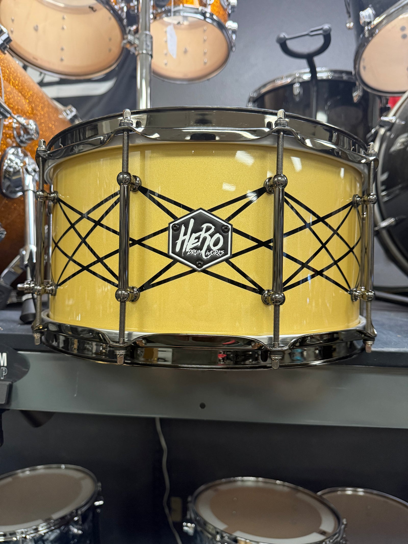Hero Drum Works 14x7” Cream Sparkle Snare Drum