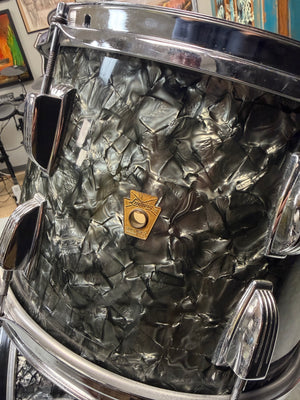 Ludwig Black Diamond Pearl 3pc Drum Set