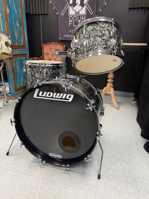 Ludwig Black Diamond Pearl 3pc Drum Set