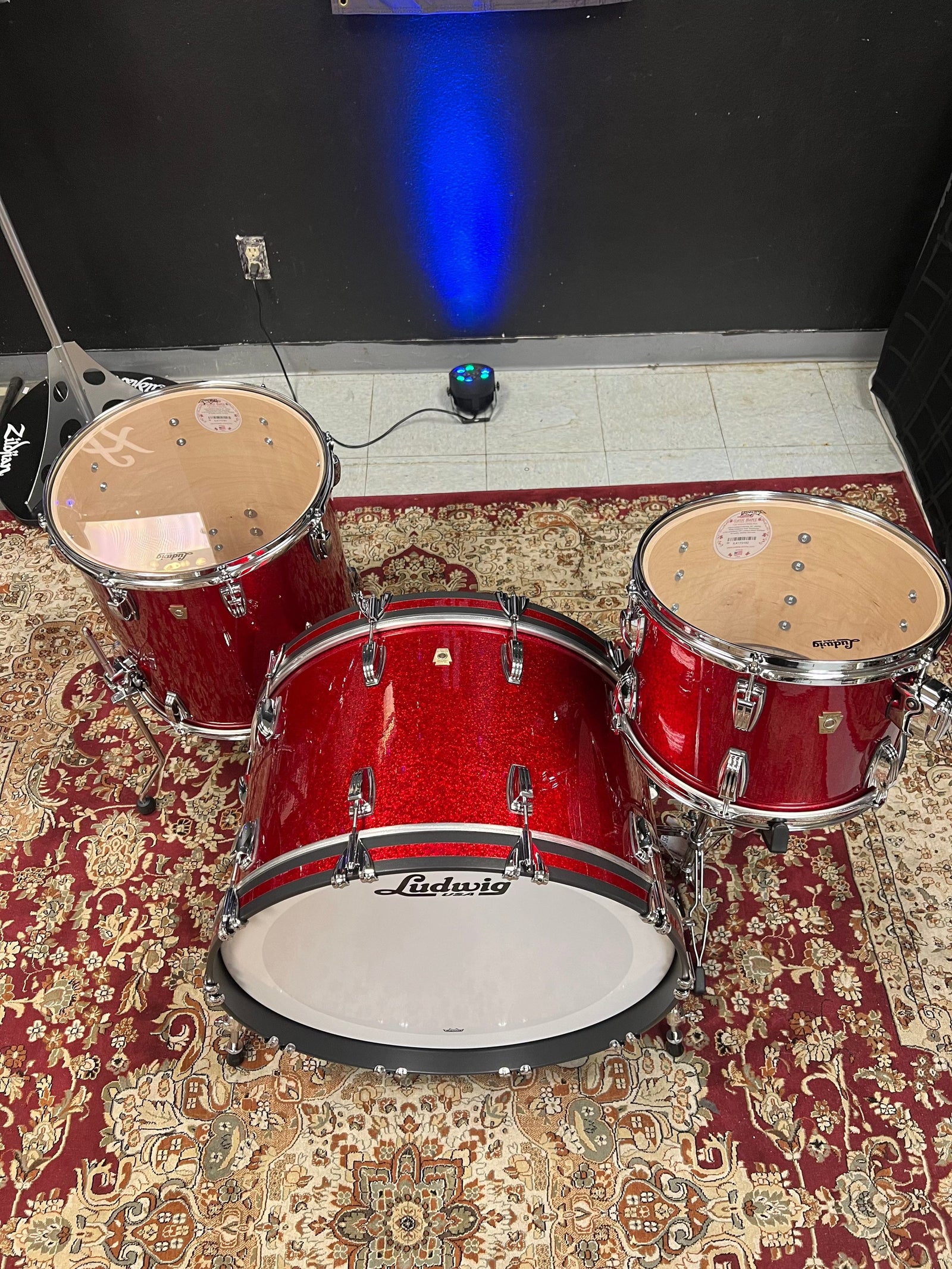 Ludwig Classic Maple Red Sparkle Pro Beat 24,16,13