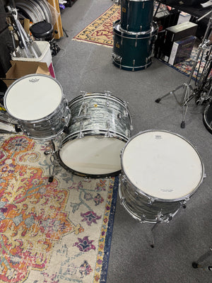 Ludwig Sky Blue Pearl 3pc Drum Set
