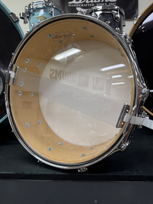 Ludwig 14x5” Classic Maple Piano Black Snare Drum