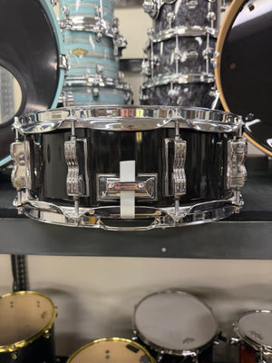 Ludwig 14x5” Classic Maple Piano Black Snare Drum