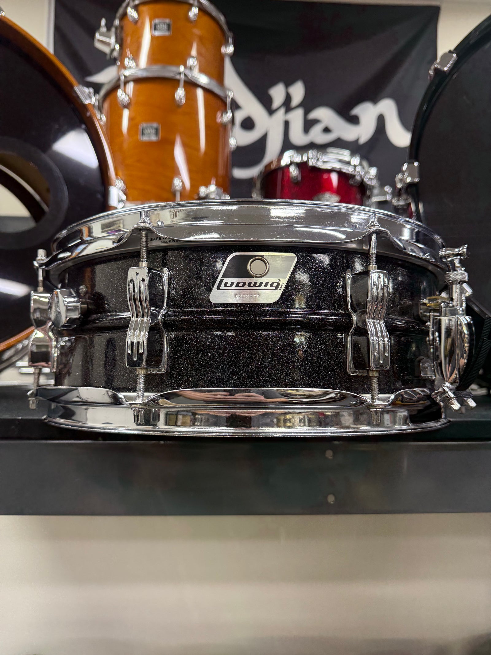 Ludwig Acrolite Black Galaxy Sparkle Snare Drum