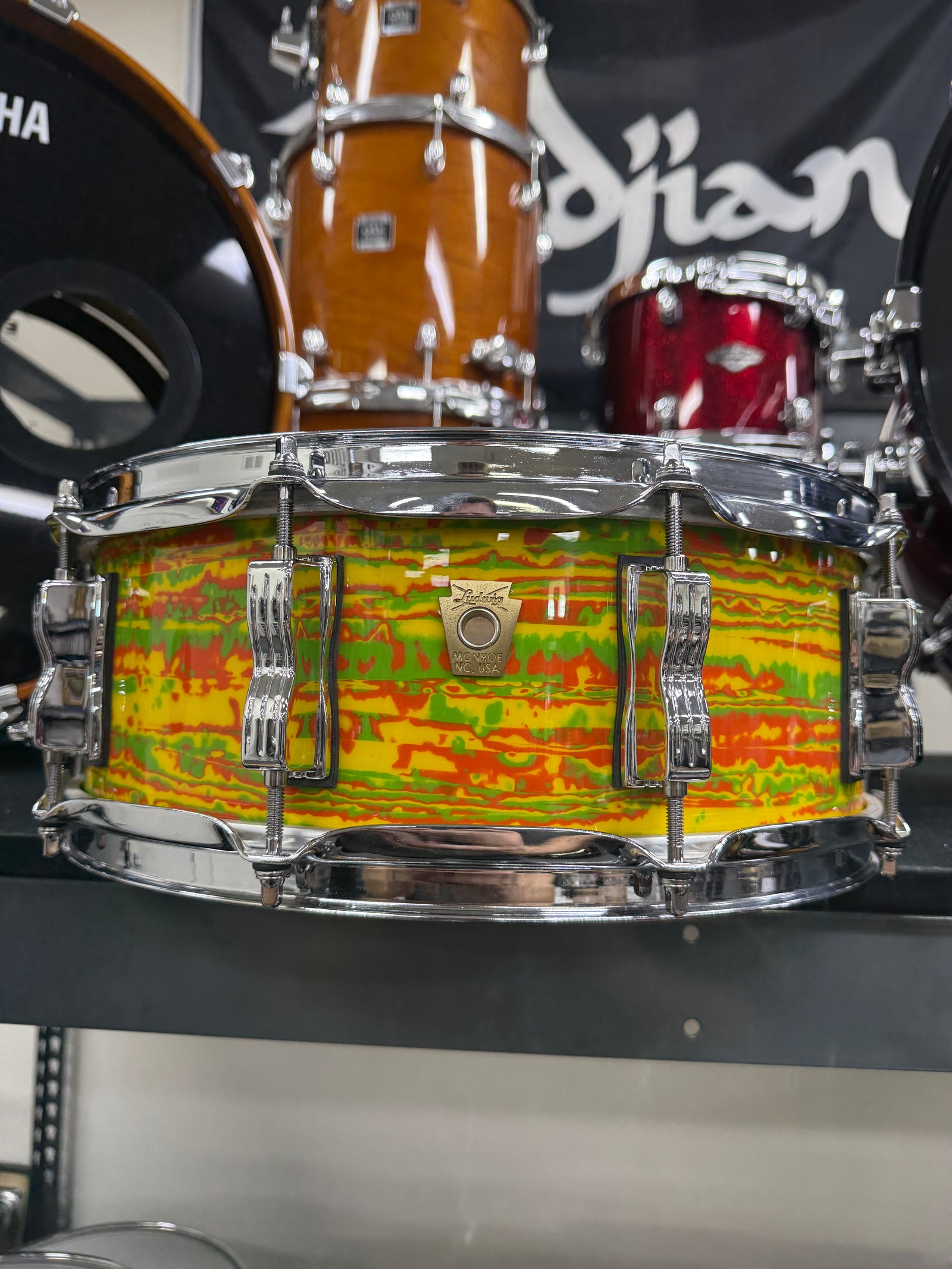 Ludwig Citrus Mod Classic Maple Snare Drum 14x5”
