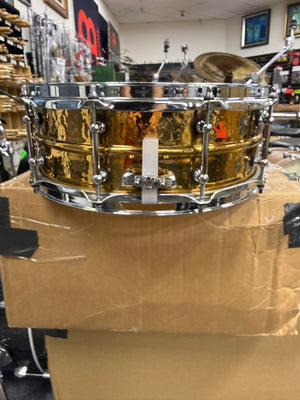 Ludwig Hammered Brass Snare Drum 14x5”