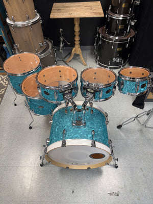 On The Edge Aqua Blue Drum Set