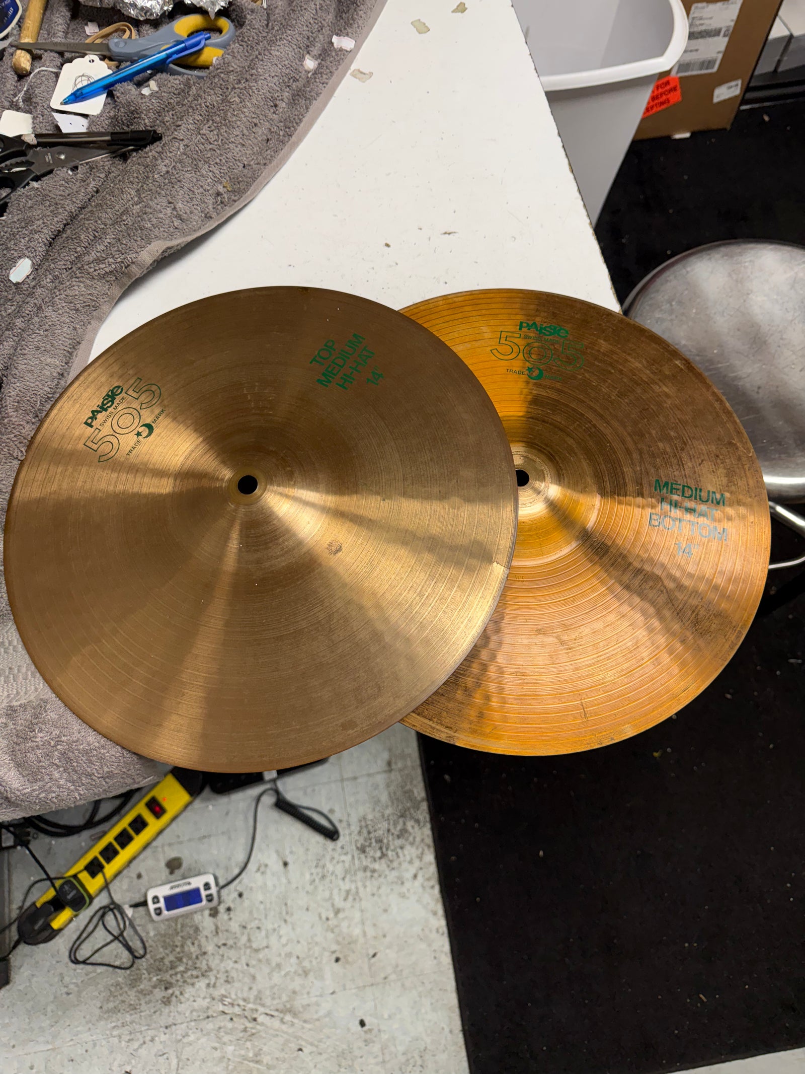 Paiste 505 medium hi hats 14” cracked