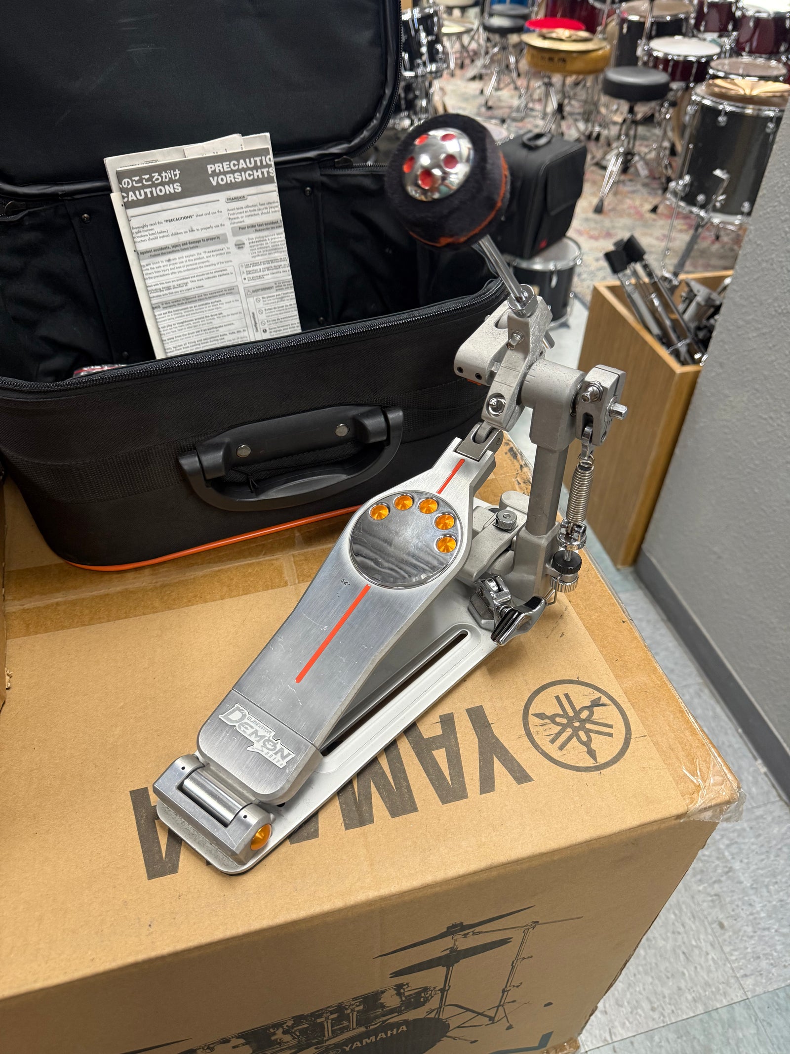 Pearl Demon Bass Drum Pedal With Case