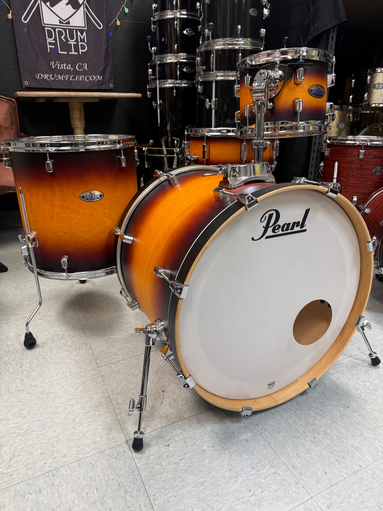 Pearl Decade Maple 4pc Satin Amburst