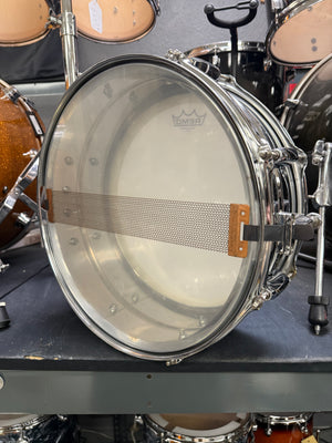 Pearl 14x5.5” Mirror Chrome Steel Snare drum