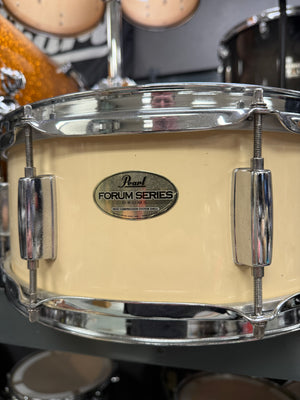Pearl Forum 14x5.5” snare drum