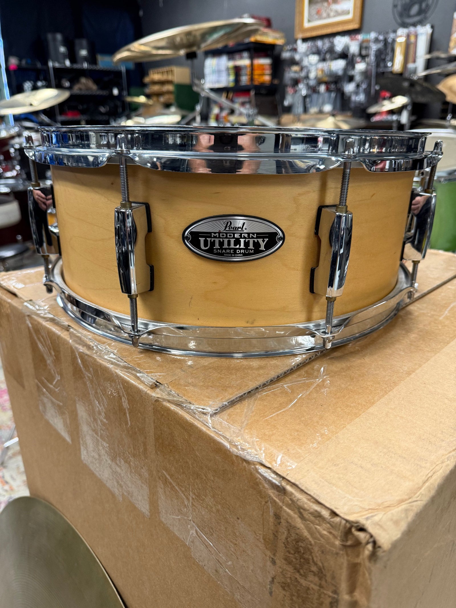Pearl Modern Utility 14x5.5” Natural Maple Snare