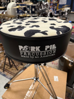 Pork Pie Drum Throne Flat Black Sides Cow Top