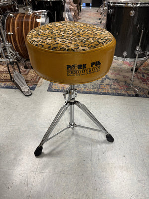 Pork Pie leopard print throne