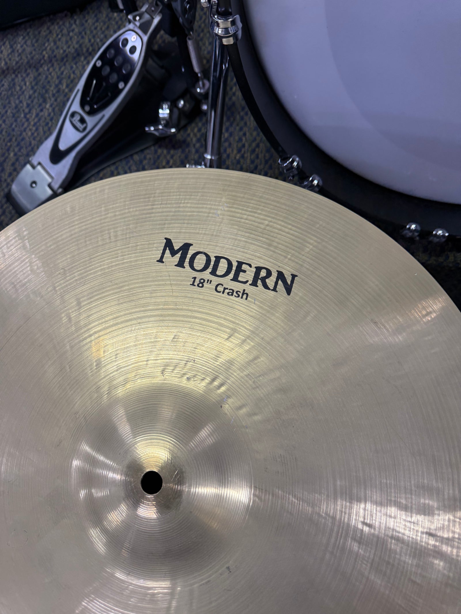 Scymtek Modern Crash 18”