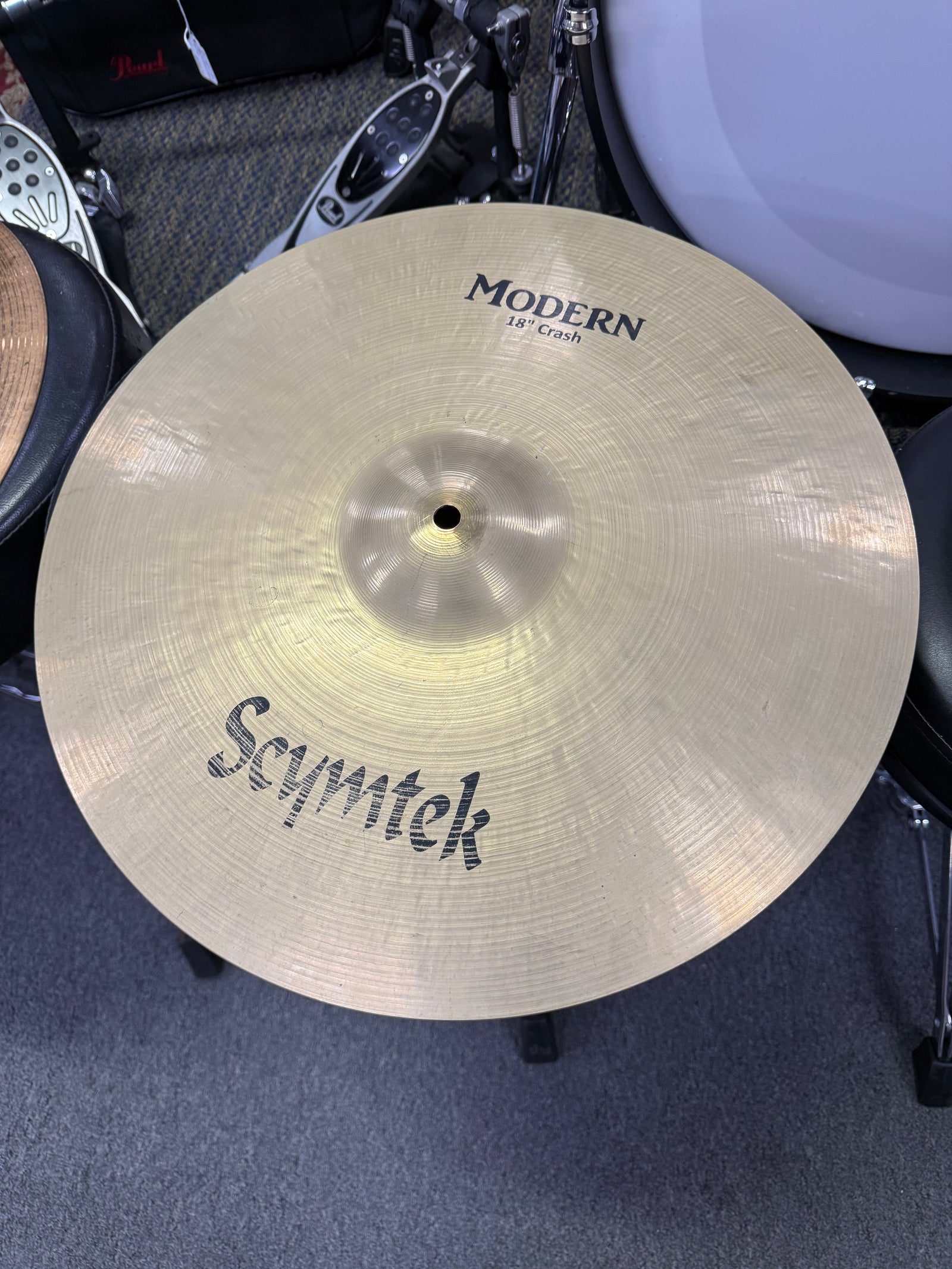 Scymtek Modern Crash 18”