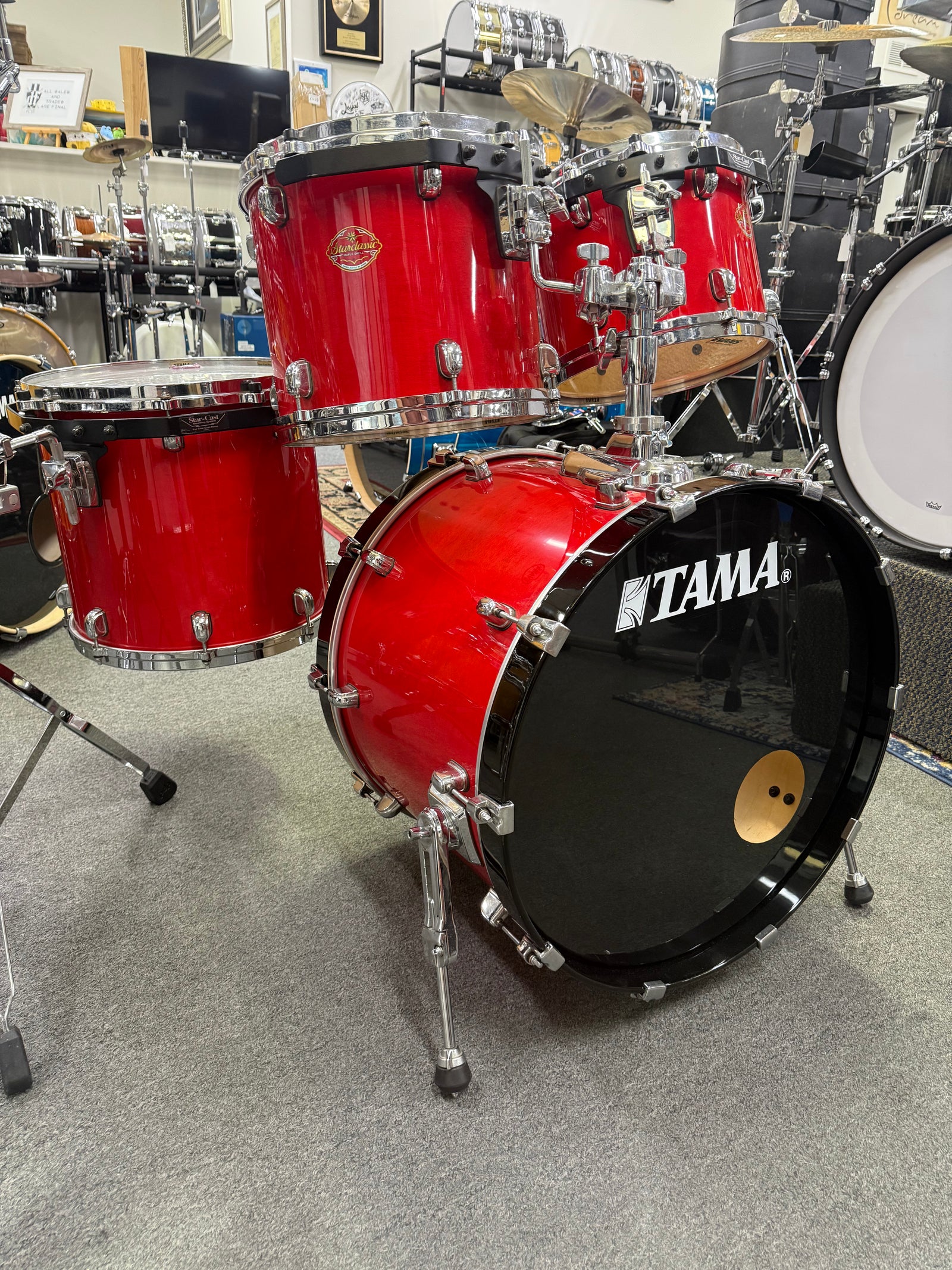 Tama Starclassic Maple Ruby Red Drum Set