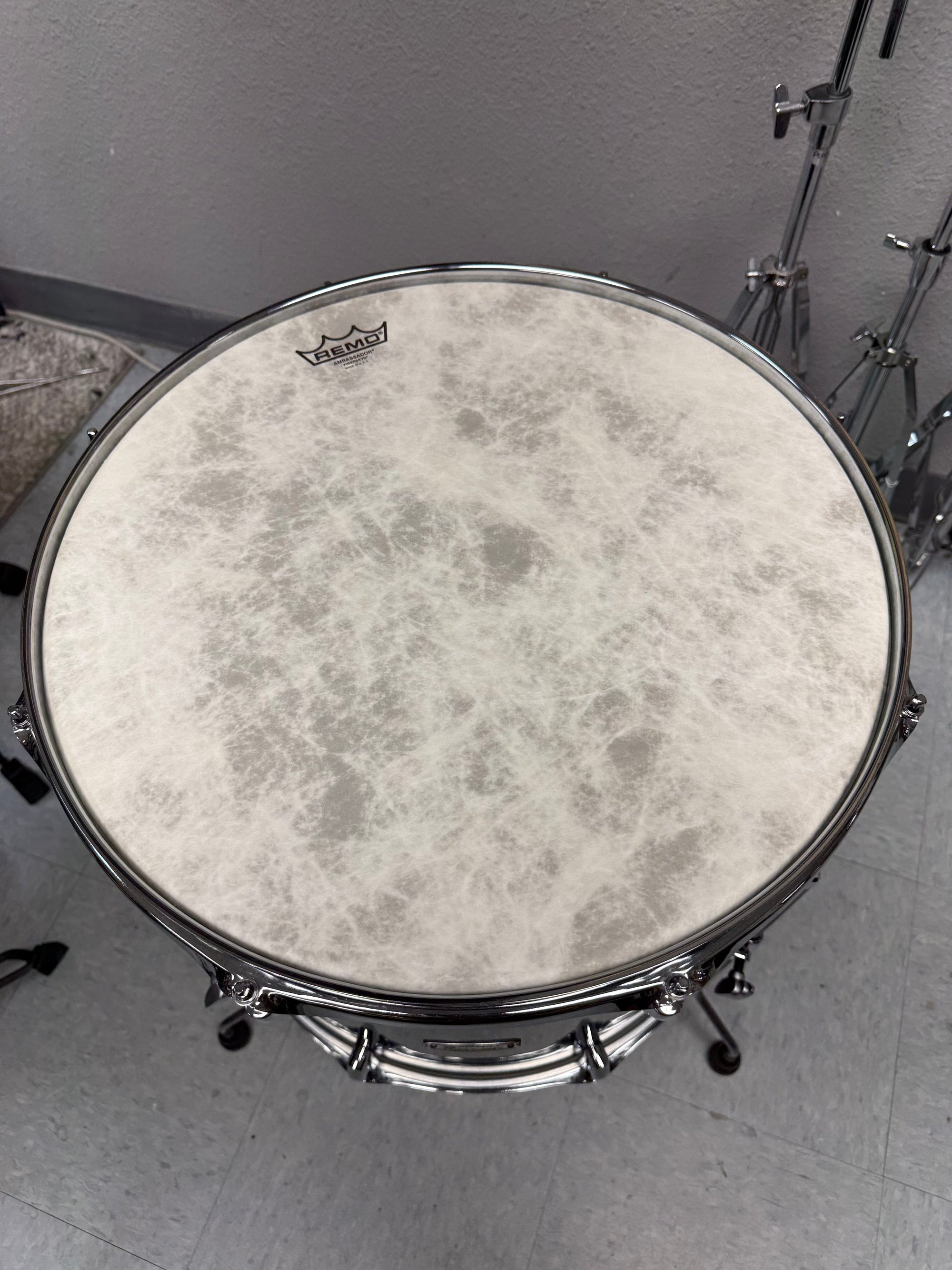 Yamaha Stage Custom 18x16” Raven Black Floor Tom