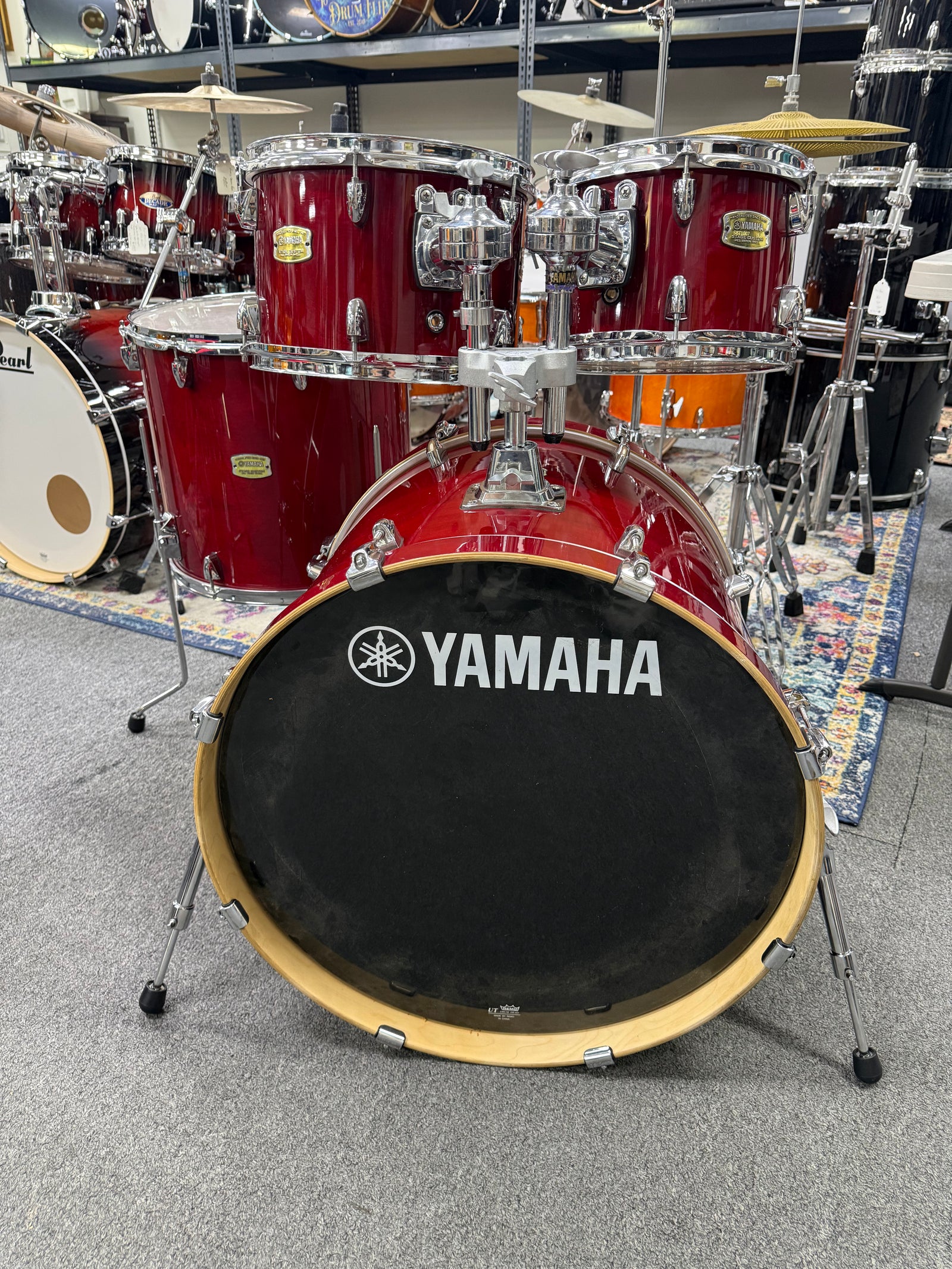 Yamaha stage custom cranberry red 4pc Drum Set