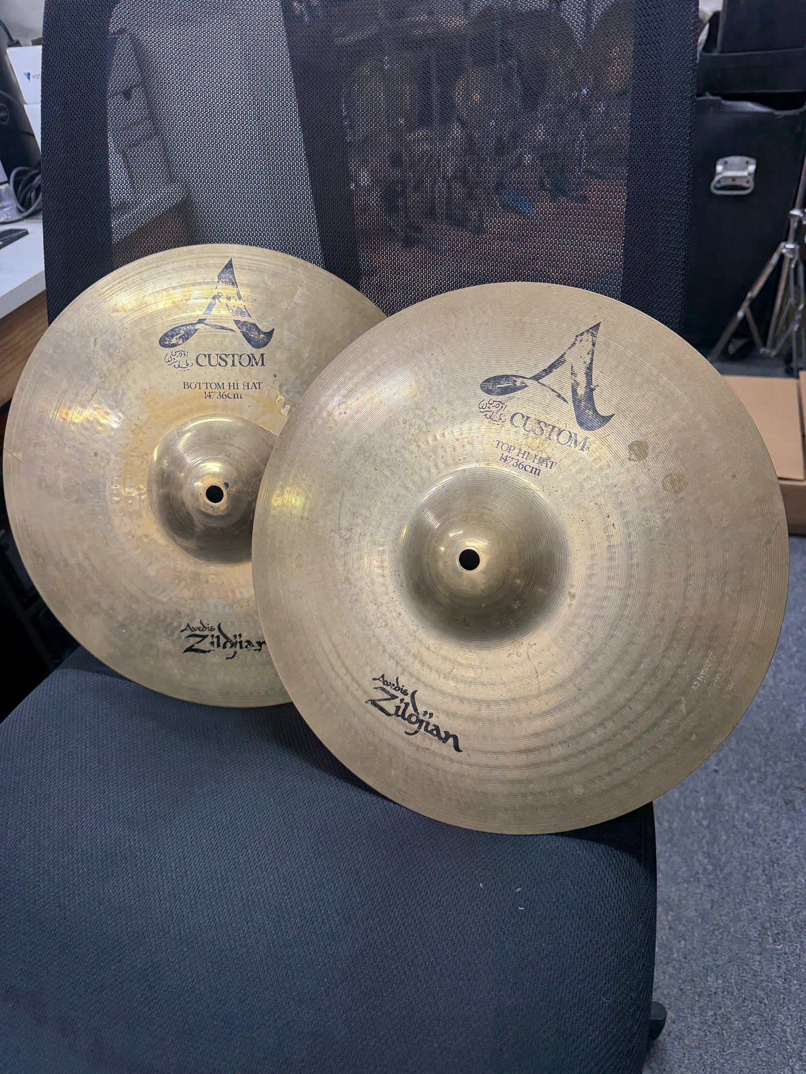 Zildjian 14” A custom hi hats