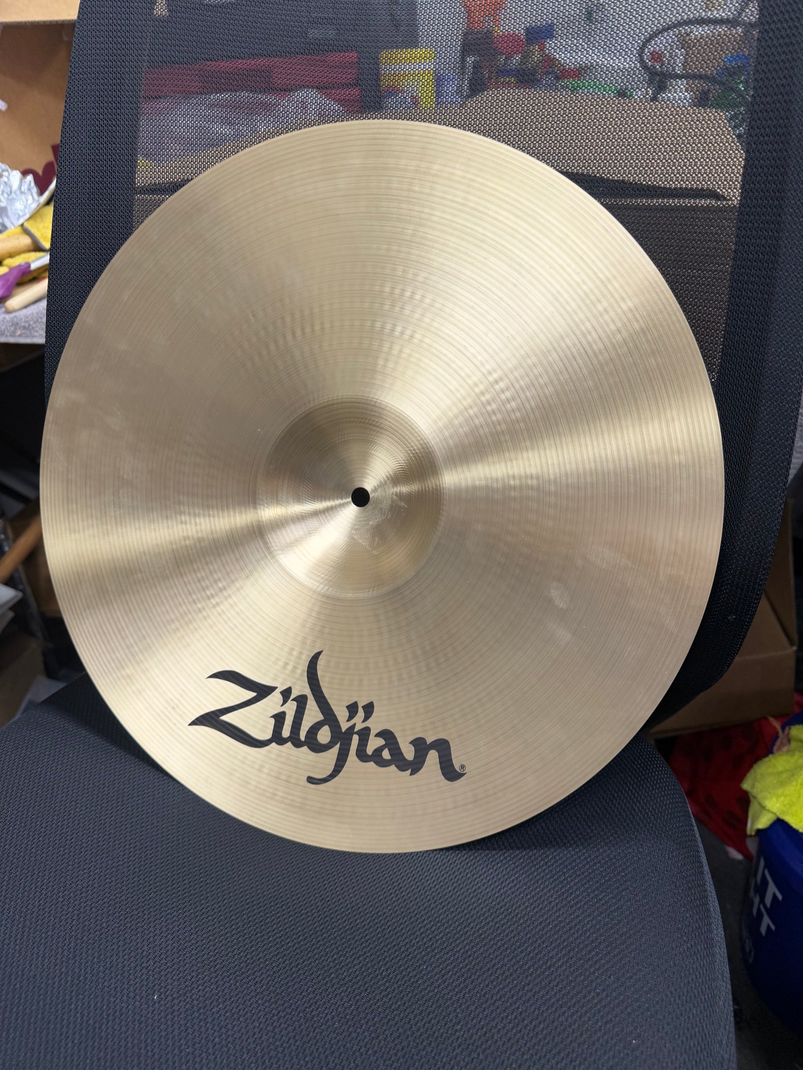 Zildjian 17” A thin crash