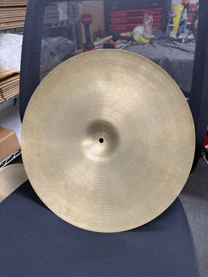 Zildjian 17” vintage crash cymbal