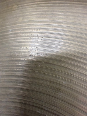 Zildjian 17” vintage crash cymbal